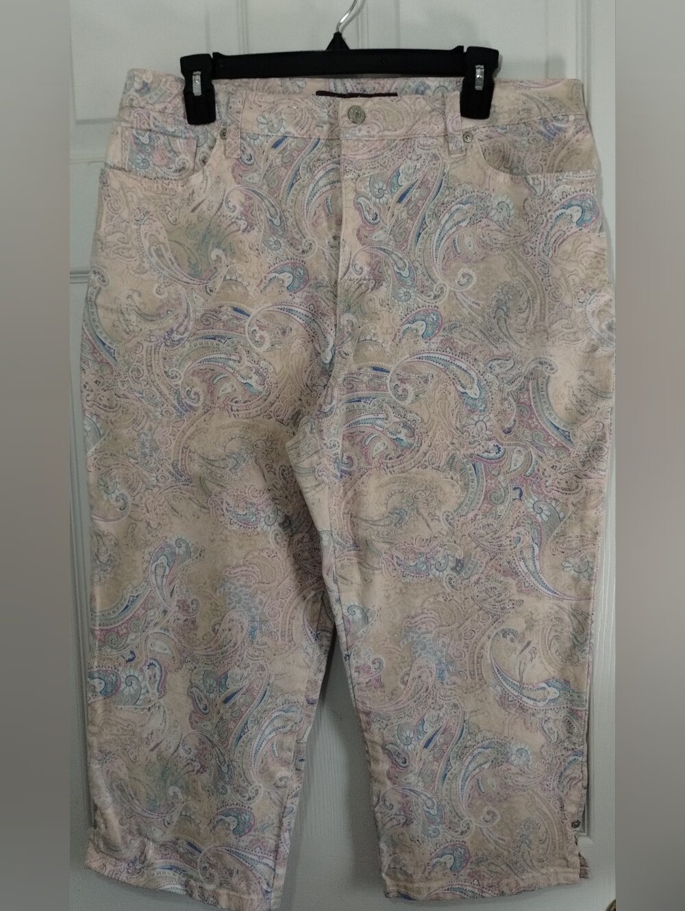 Gloria Vanderbilt Amanda Paisley Print Capri Pants - Peach- Multicolor